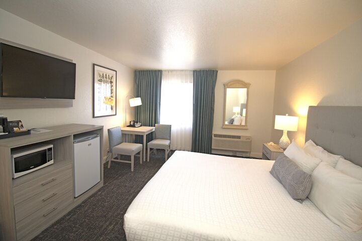 Room 35 of 41
