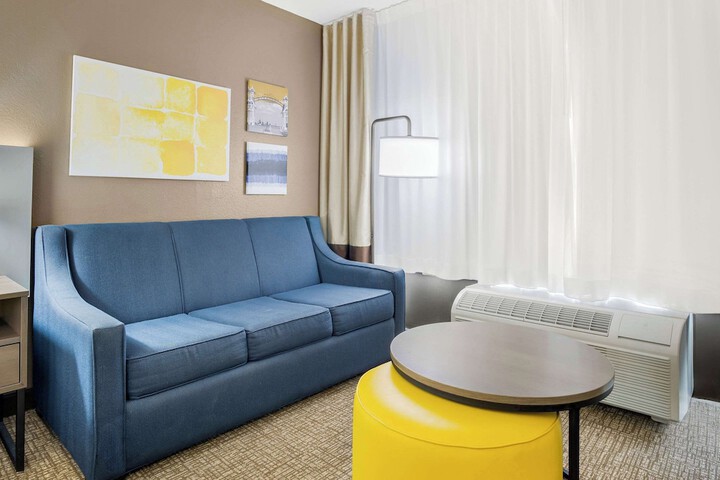 Room 34 of 52