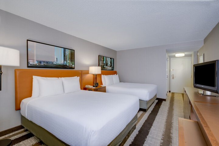 Room 40 of 139