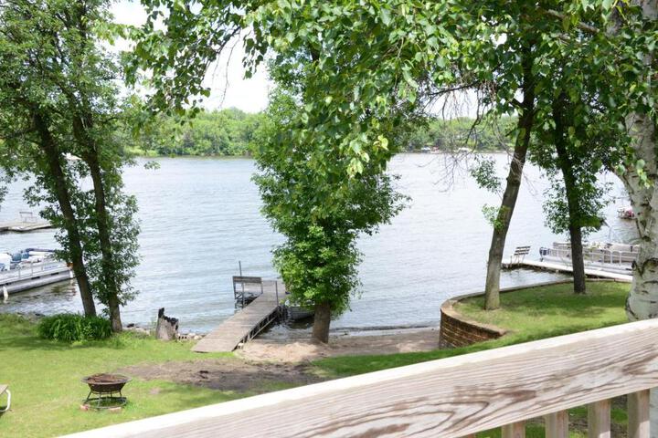 Riverside Resort