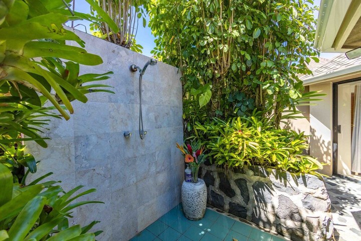 Hale Akua Garden Farm & Eco-Retreat