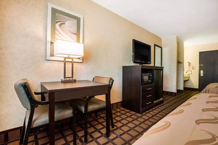 Quality Inn Monee I-57