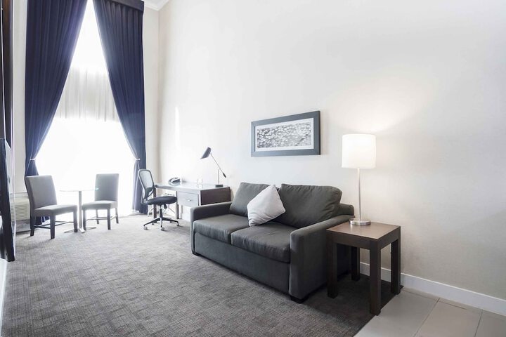 Sandman Signature Prince George Hotel