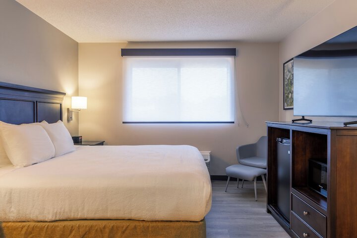 Best Western The Inn at Sharon / Foxboro