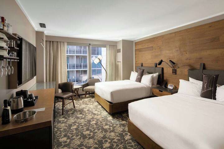 Room 26 of 120