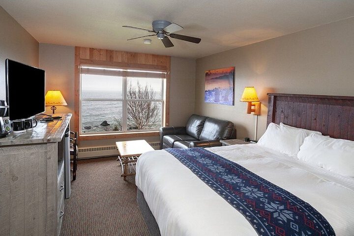 Room 40 of 72