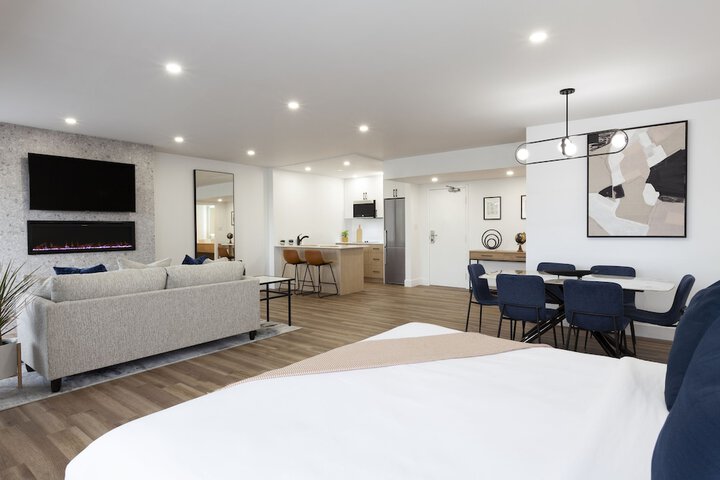Room 14 of 29