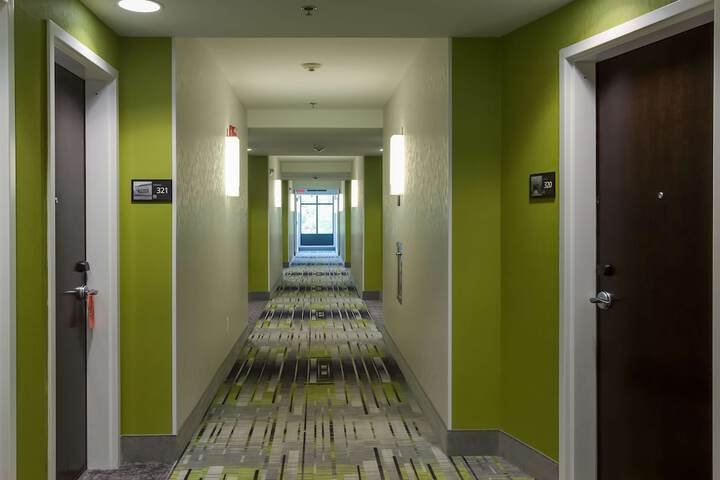 Hotel Interior 12 of 51