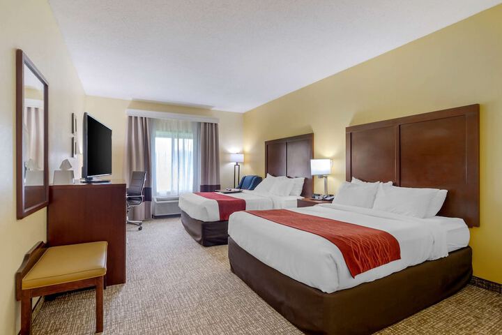Comfort Inn & Suites Hillsville I-77
