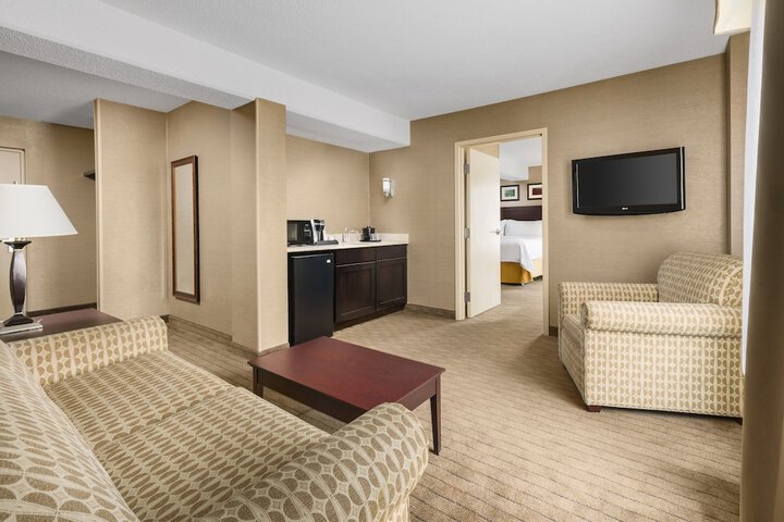 Room 7 of 41