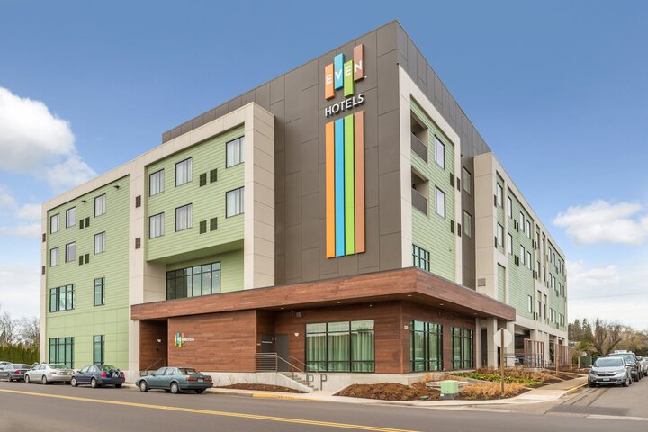 Hotel 5 of 78