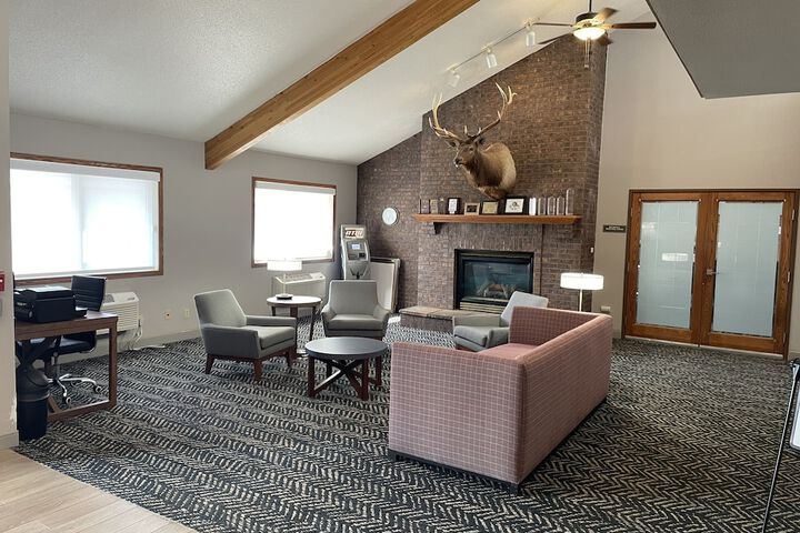 AmericInn by Wyndham Valley City - Conference Center