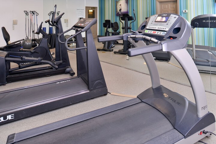 Holiday Inn Express St. Louis West - OFallon by IHG