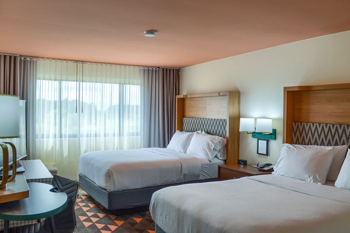 Room 44 of 72