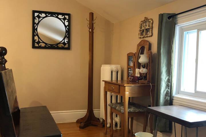 Room 61 of 82