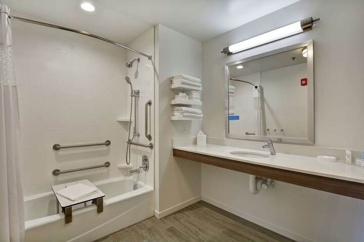 Hampton Inn & Suites Ashland