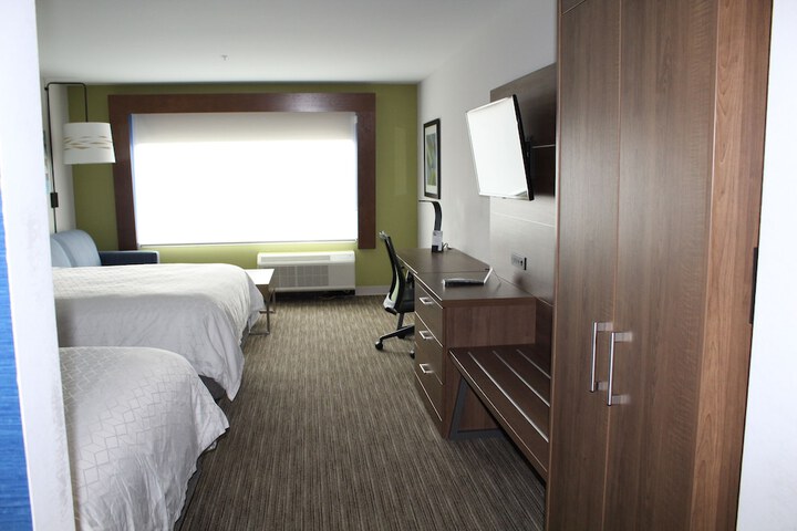 Room 30 of 59