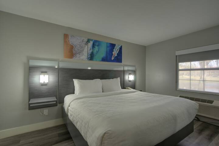 Room 36 of 73