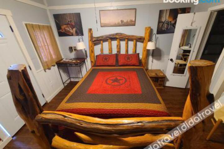 The Buffalo Girls Hotel