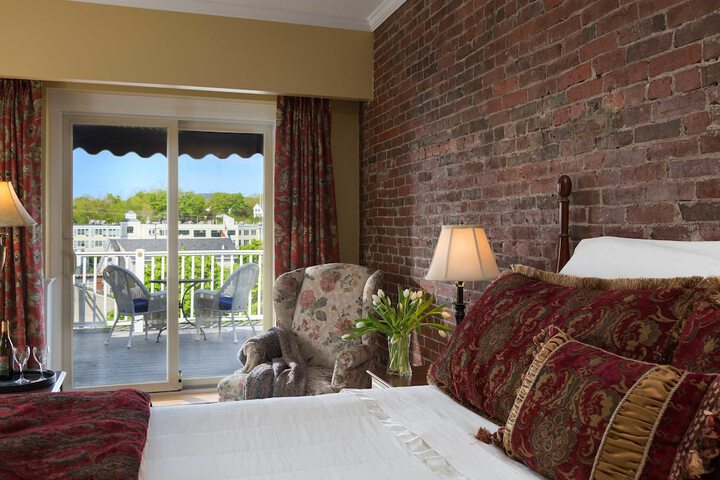 Lord Camden Inn