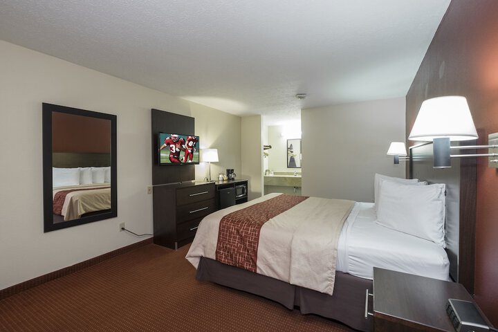 Room 6 of 23