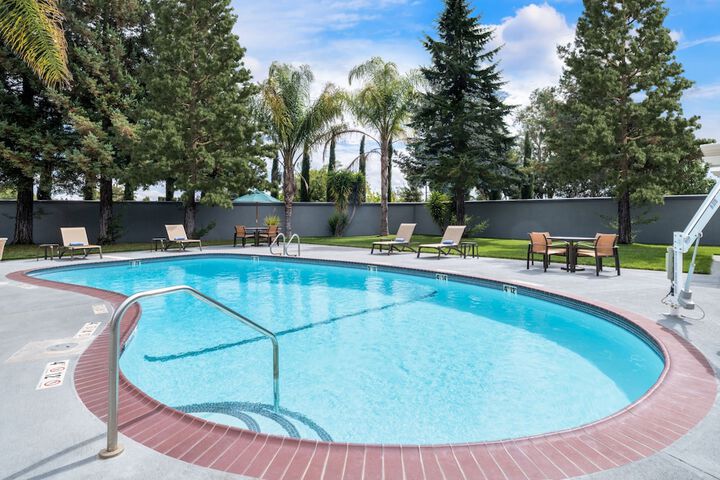 Pool 7 of 26