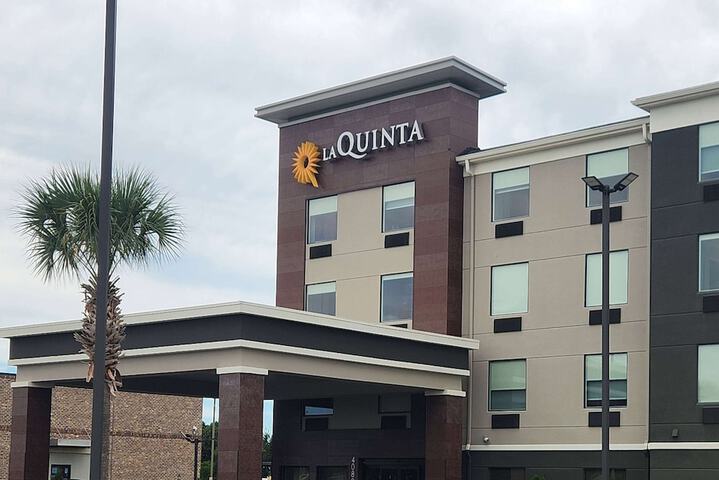 La Quinta Inn & Suites by Wyndham Warner Robins - Robins AFB