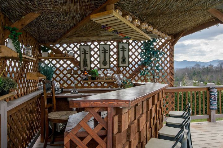 Poolside ADU w Sauna Free Tix Tiki Bar Retreat