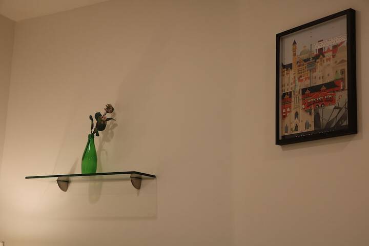 Room 44 of 70