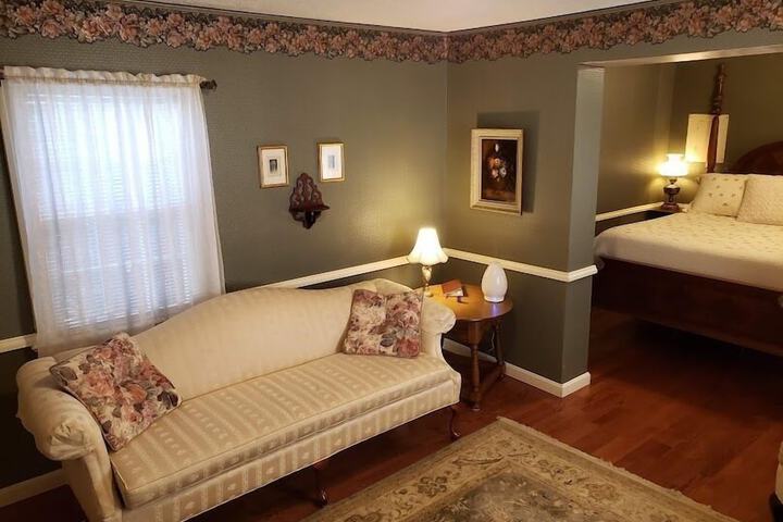 The Carriage Inn B & B