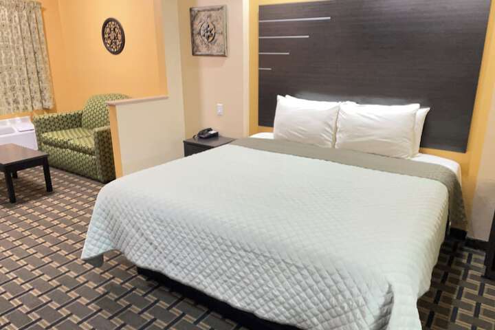 Room 18 of 20