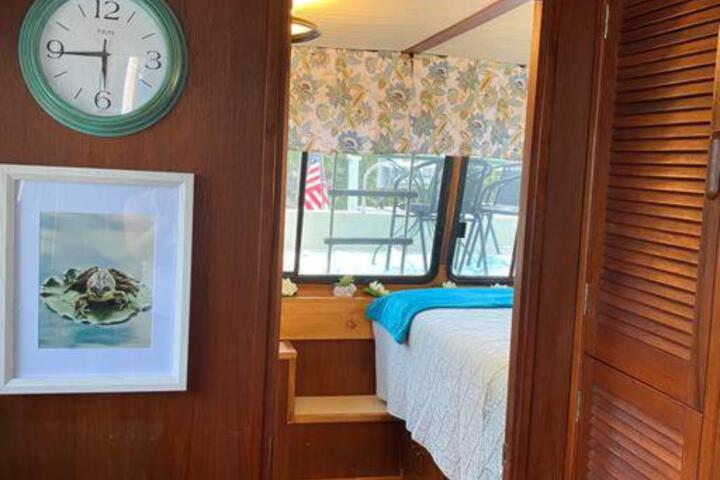 The Lily Pad Boatel Houseboat