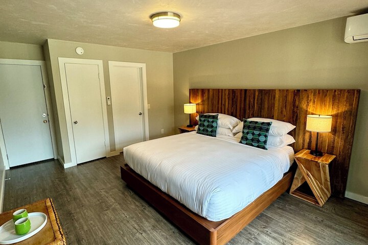 Hidden Valley Inn