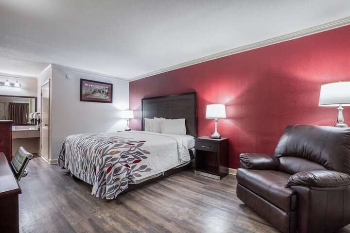 Room 14 of 27