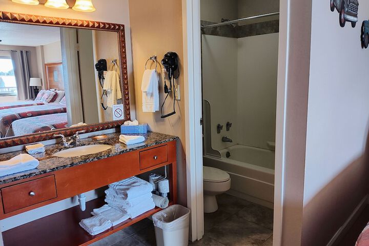 Room 12 of 51
