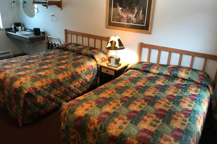 Harborview Inn
