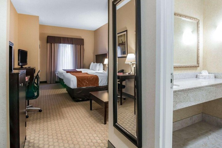 Room 20 of 34