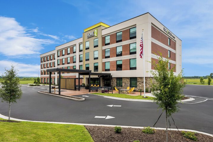 Home2 Suites by Hilton Sneads Ferry North Topsail Beach