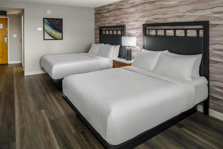 DoubleTree by Hilton Rochester