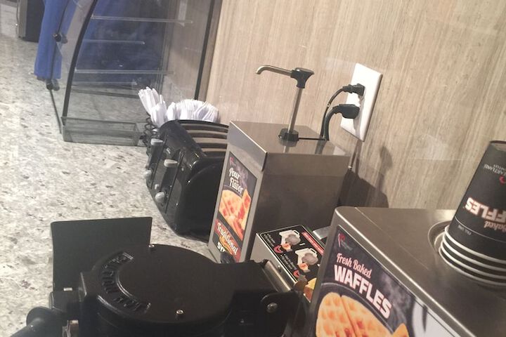 Breakfast/Coffee Service 22 of 26