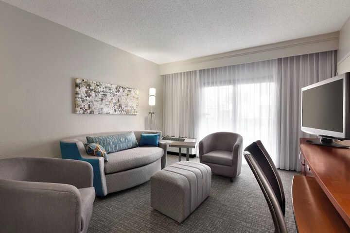 Room 18 of 42