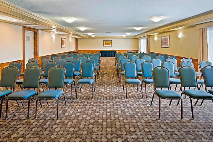 Valley Plaza Inn