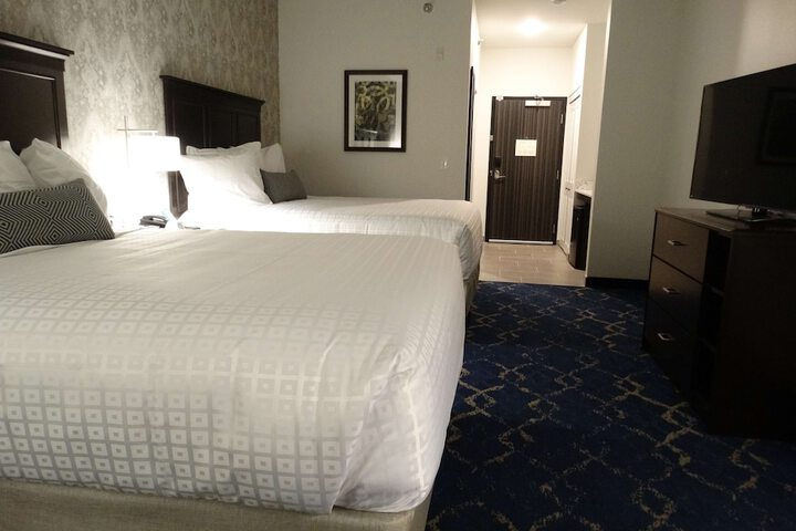 Room 12 of 34