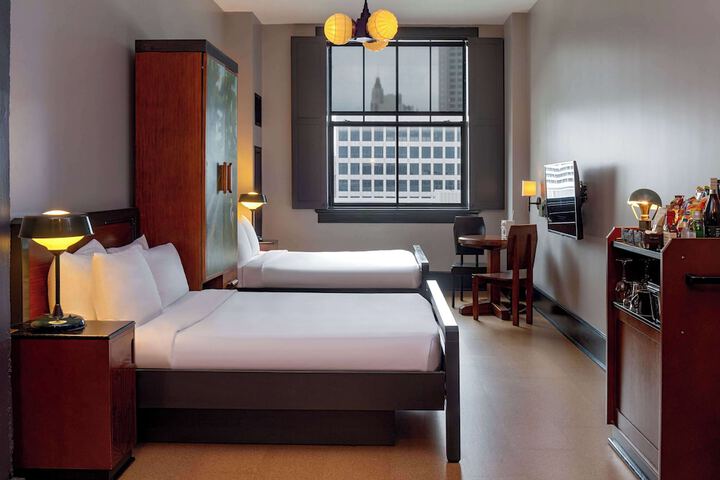 Room 21 of 84