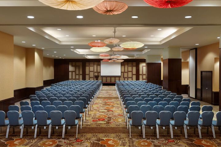 Embassy Suites Los Angeles - Glendale