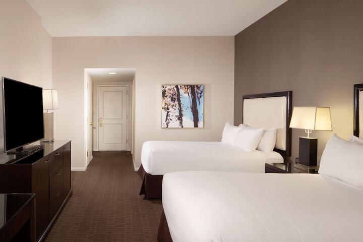 Room 44 of 103