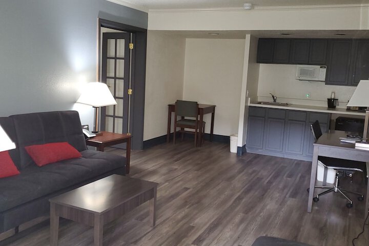 Ramada by Wyndham North Platte & Sandhills Convention Ctr