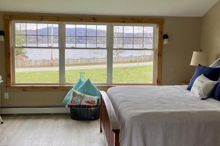 Beach House - Lake Memphremagog