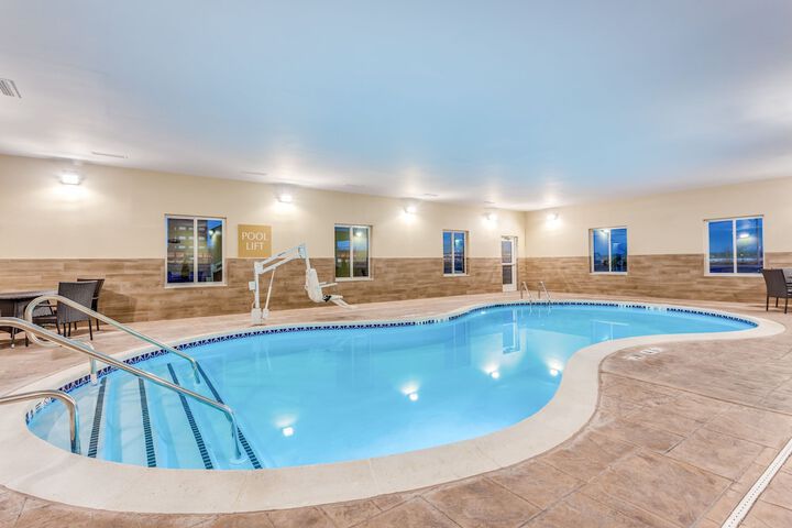Pool 2 of 25