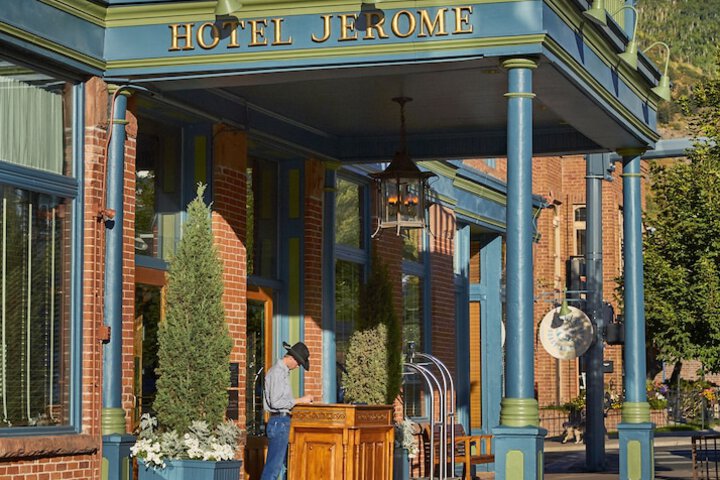 Hotel 5 of 76